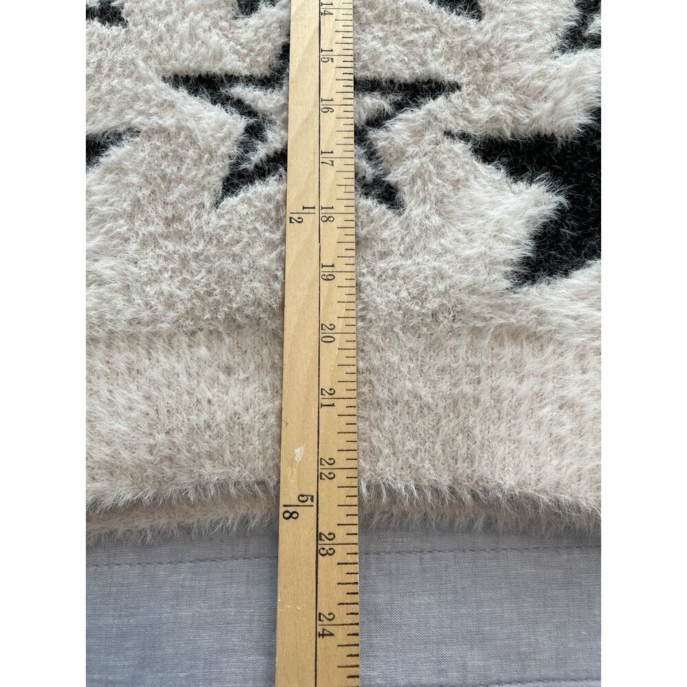 Pilcro Sweater Womens XL Cream Black Star Print Fuzzy Eyelash Cozy Oversize #10 - Picture 7 of 9